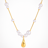 Elixir pearl necklace