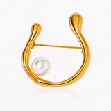Elixir pearl brooch