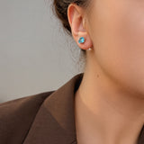 Lagoon studs