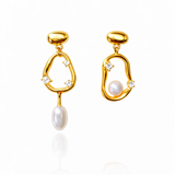 Sculptural pearl earrings